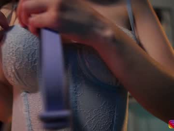 cam girl porn lucie_beltran image #5136379