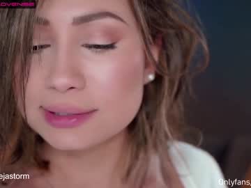cam girl porn alejastorm image #2582574