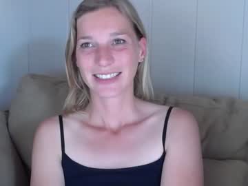cam couple porn joannadea image #4454317