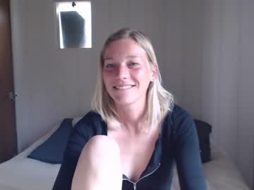 cam couple porn joannadea image #4010452