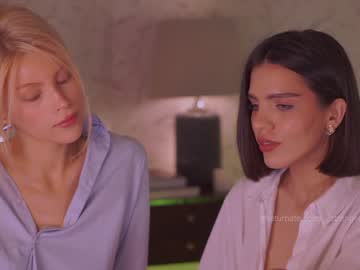 cam girl porn _2strangers image #2344573