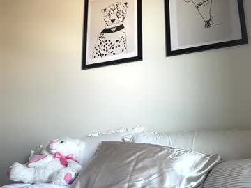 cam girl porn novaxofox image #7048374