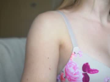 cam girl porn artoftease image #2007139