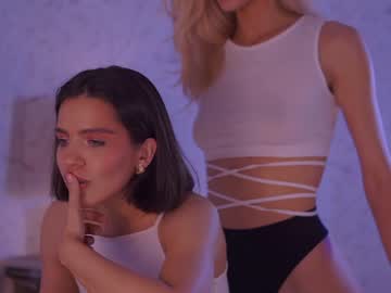 cam girl porn _2strangers image #2173364