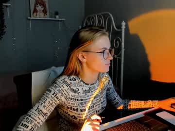 cam girl porn linellali image #2470712