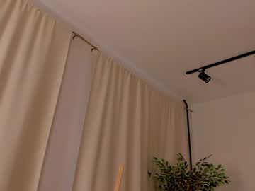 cam girl porn curlymonicca image #4768348