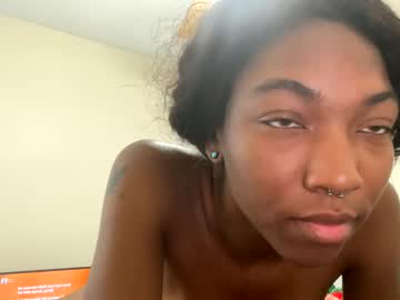 cam girl porn petitqueen image #5134827