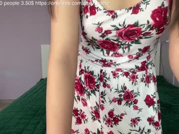 cam couple porn sweetyadeleeee image #1894701