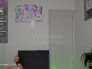 cam girl porn petitebrat image #6303665