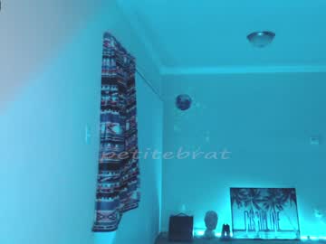 cam girl porn petitebrat image #156268