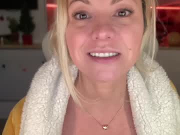 cam girl porn kiradivine image #5916133