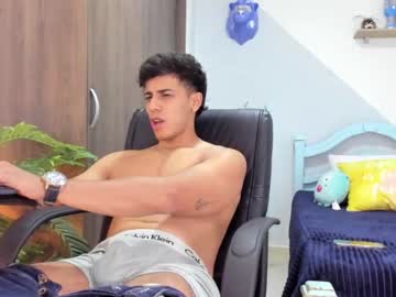 cam man porn ashton_coleman_ image #4774086