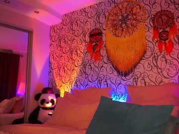 cam tranny porn foxyirene image #3934002