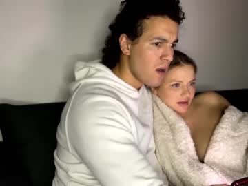 cam couple porn chulo33333 image #6068879