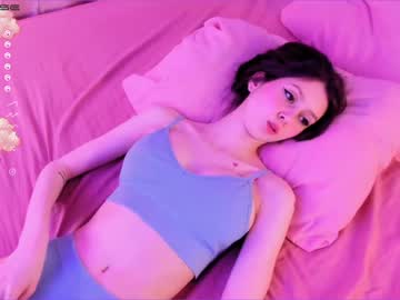 cam girl porn alliesmiths image #2217970