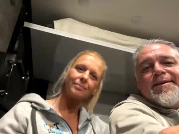 cam couple porn milfanddilf247 image #3866800