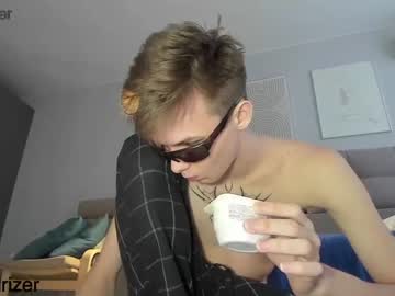 cam man porn horny_jerk_roy_prick2001 image #1149545