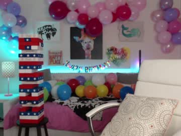 cam girl porn holihurricane image #3622384