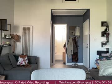 cam girl porn bloomyogi image #4992589