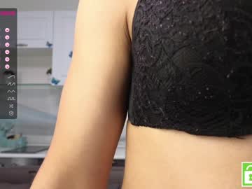 cam girl porn karalyons image #5003282