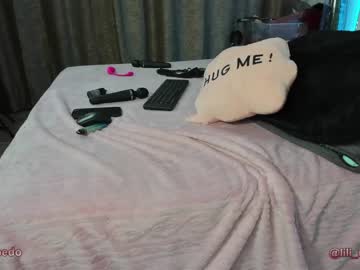 cam girl porn lili_and_niki image #2817770
