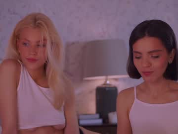 cam girl porn _2strangers image #2174151
