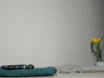 cam girl porn kira_mask image #4331910