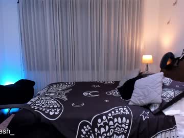 cam girl porn kellytesh image #987455