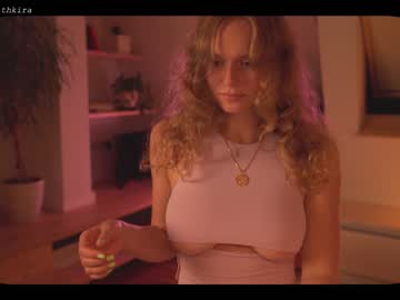cam girl porn chillwithkira image #1890880