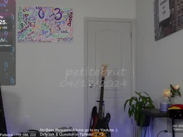 cam girl porn petitebrat image #6806701