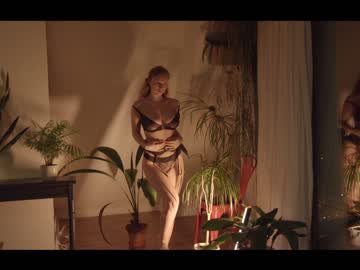 cam girl porn chillwithkira image #1468512