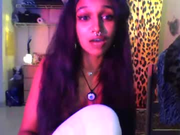 cam girl porn mon3ytr33 image #7024206