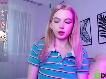 cam girl porn small_blondee image #3395129