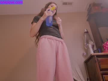 cam girl porn chroniclove image #3378800