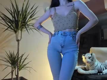 cam girl porn sofiaandwonderland image #2020664