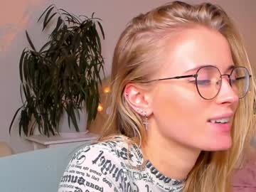cam girl porn linellali image #2660416