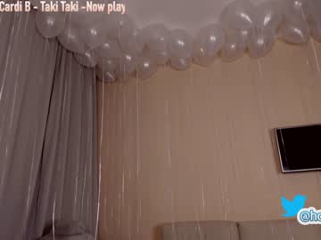 cam girl porn hollyextra image #1144683