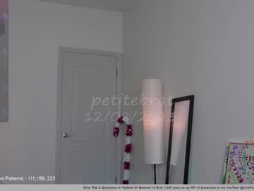 cam girl porn petitebrat image #5874134
