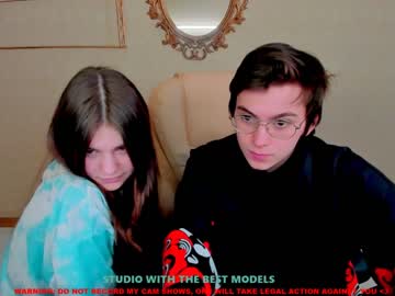 cam couple porn karolina_coy image #1607990