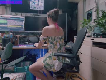 cam girl porn chroniclove image #2474784