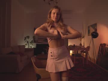 cam girl porn chillwithkira image #548601