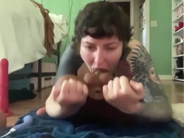 cam girl porn oftenelle image #4383745