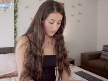 cam girl porn kellytesh image #2430107