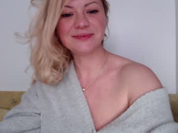 cam girl porn kiradivine image #1711883
