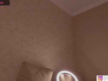 cam girl porn bzzzme image #6320634