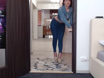 cam girl porn carmela_fox image #6853118