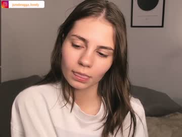 cam girl porn junebragga image #2177438