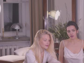 cam girl porn _2strangers image #4819989