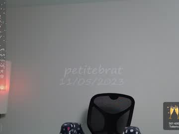 cam girl porn petitebrat image #5636976