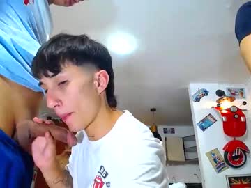 cam man porn sextwinksx image #4768346